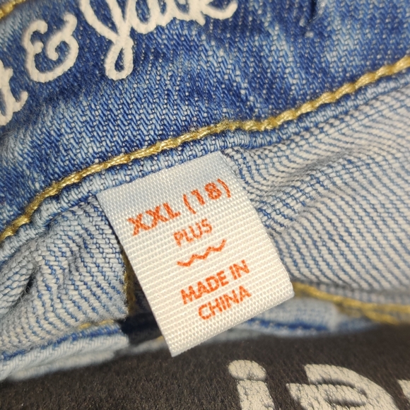 EUC Cat n Jack girls size XXL 18 plus jean shorts - Picture 3 of 4